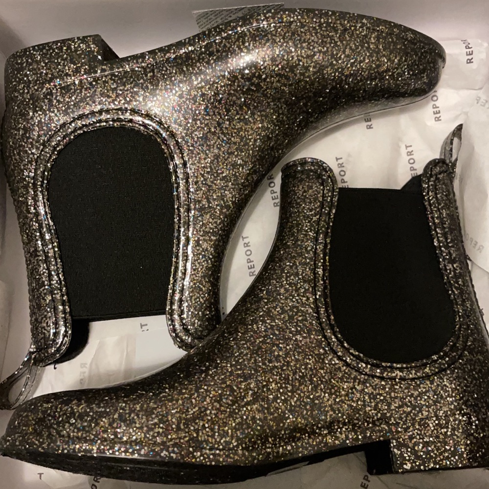 Report Slicker Shimmer rain boots
